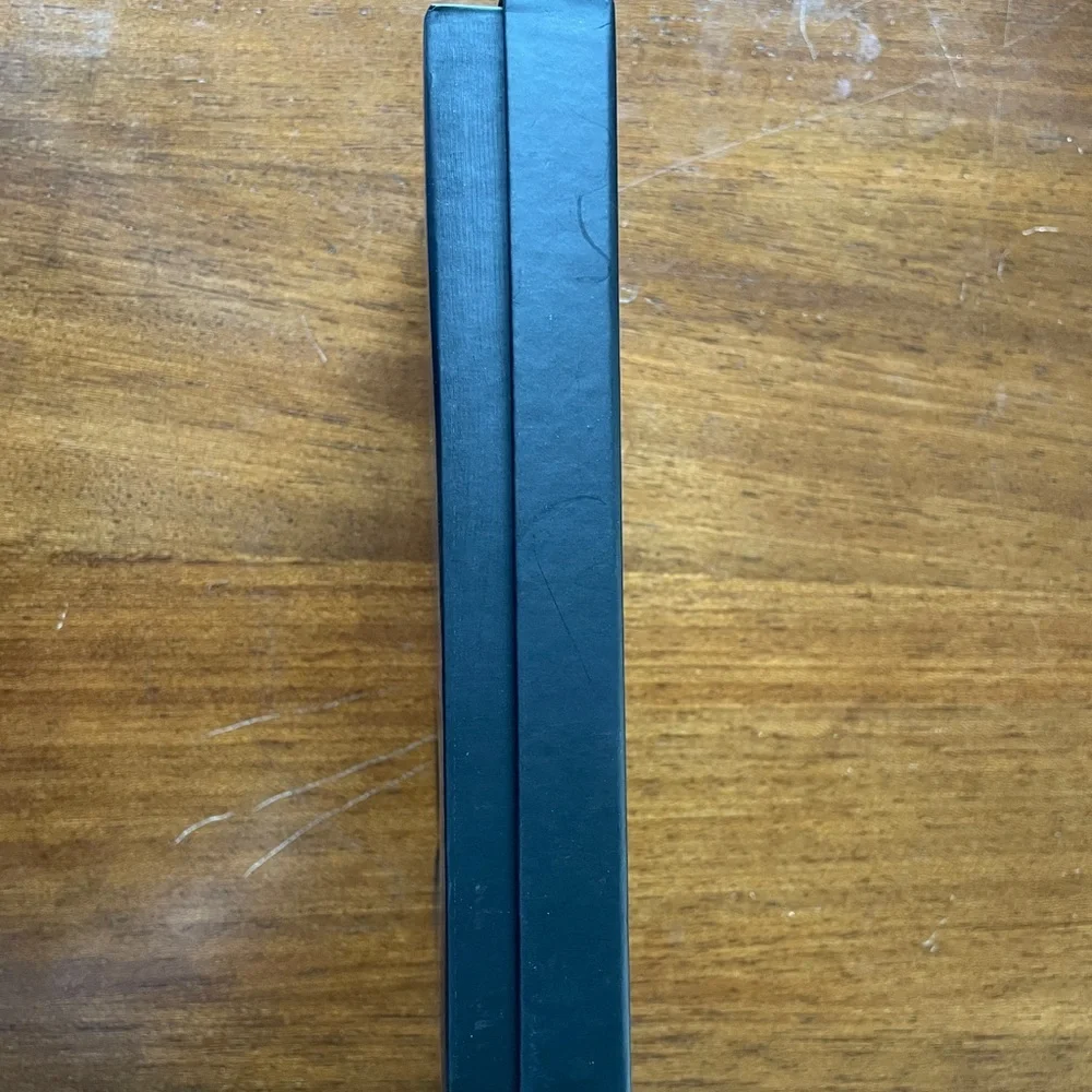 New In Box London Fog Black Quilted Wristlet - Picture 12 of 14